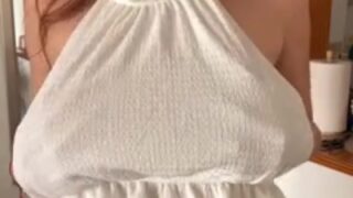 Yosoykami aka Kamicupcakex Onlyfans Video Teasing Big Boobs Very Lewd